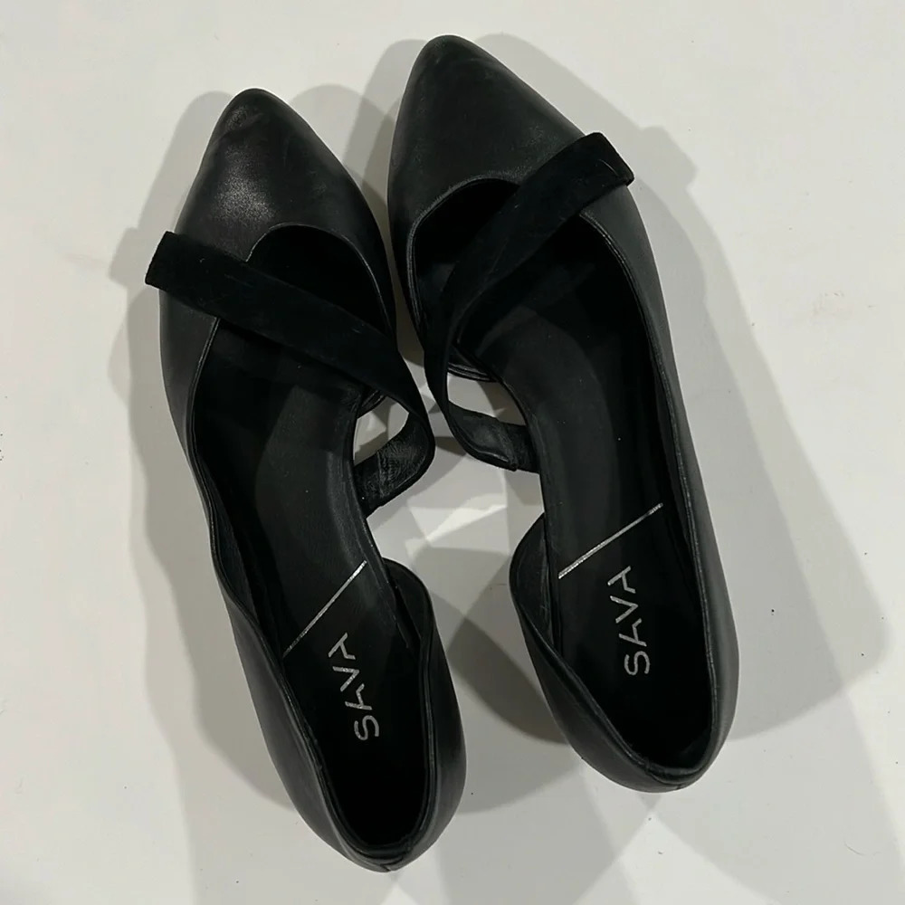 Sava- Anthropologie, black flat,‎ pointed toe, 39